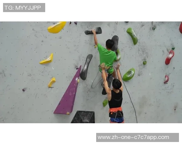 西安攀岩队的团队协作之道：探索攀岩运动中的默契与信任